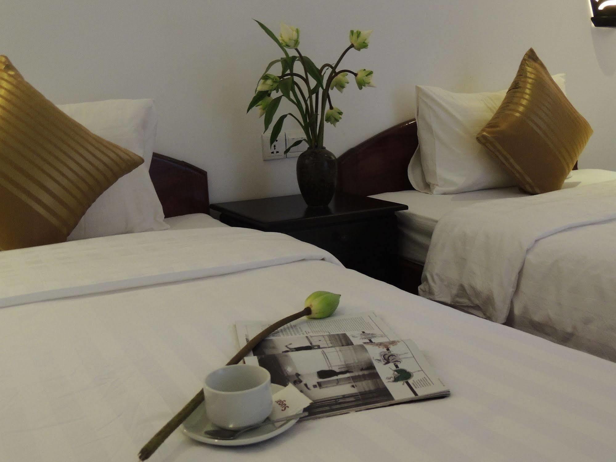 La Villa du Bonheur Siem Reap Esterno foto