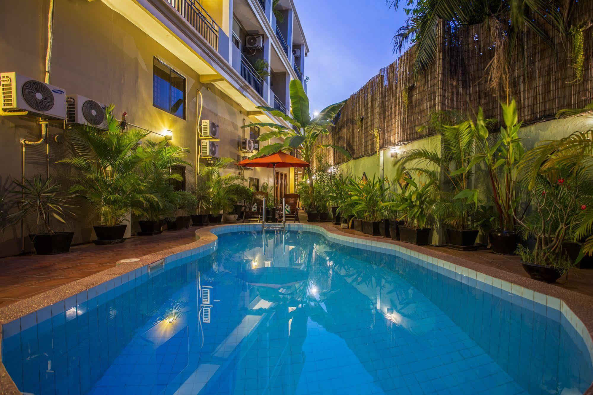 La Villa du Bonheur Siem Reap Esterno foto