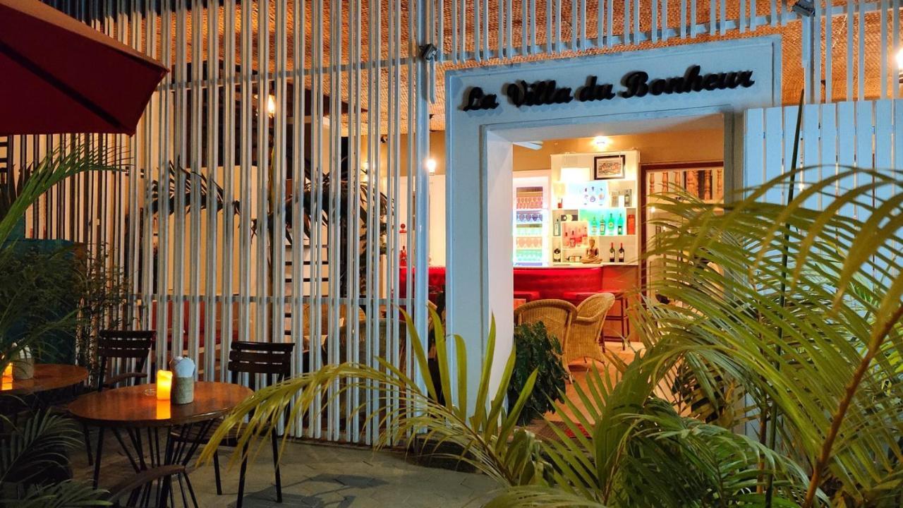 La Villa du Bonheur Siem Reap Esterno foto